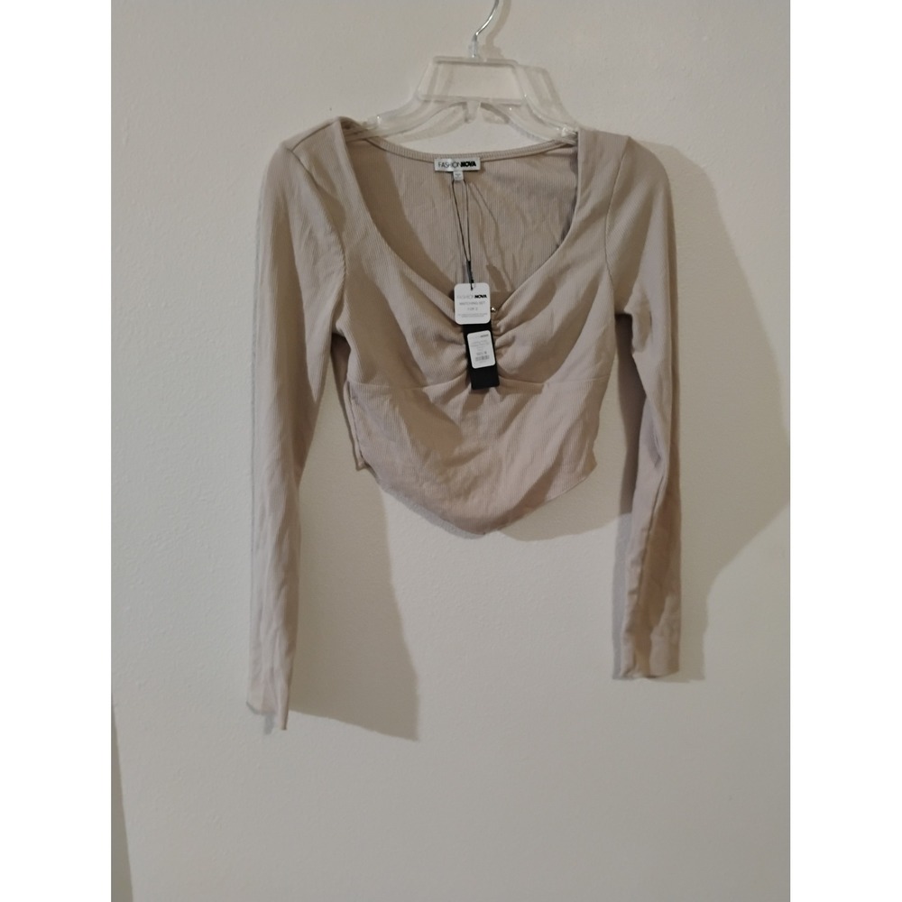 Fashion Nova Looking Away Ribbed Long Sleeve Crop Top Beige Medium NWT